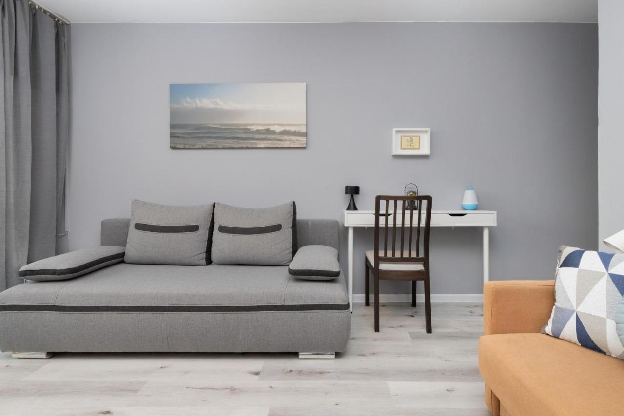 Family Apartment With Balcony In Gdynia By Noclegi Renters Extérieur photo